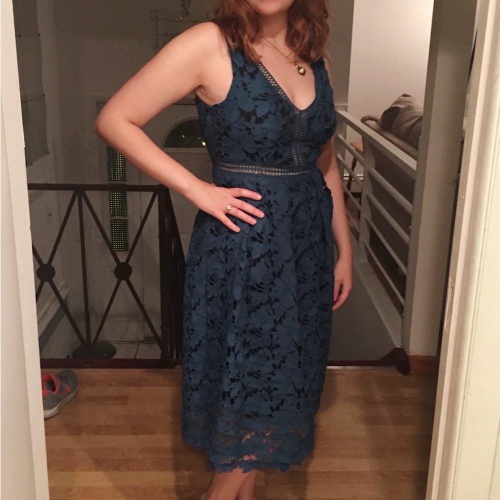 Blue Lace Midi Party Dress